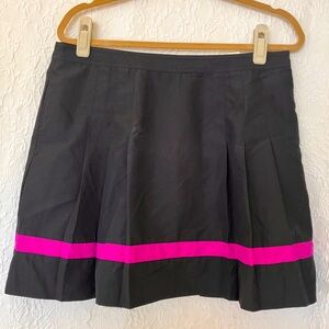 Izod XFG Golf Skort Black/ Fuschia NWT Size 10
